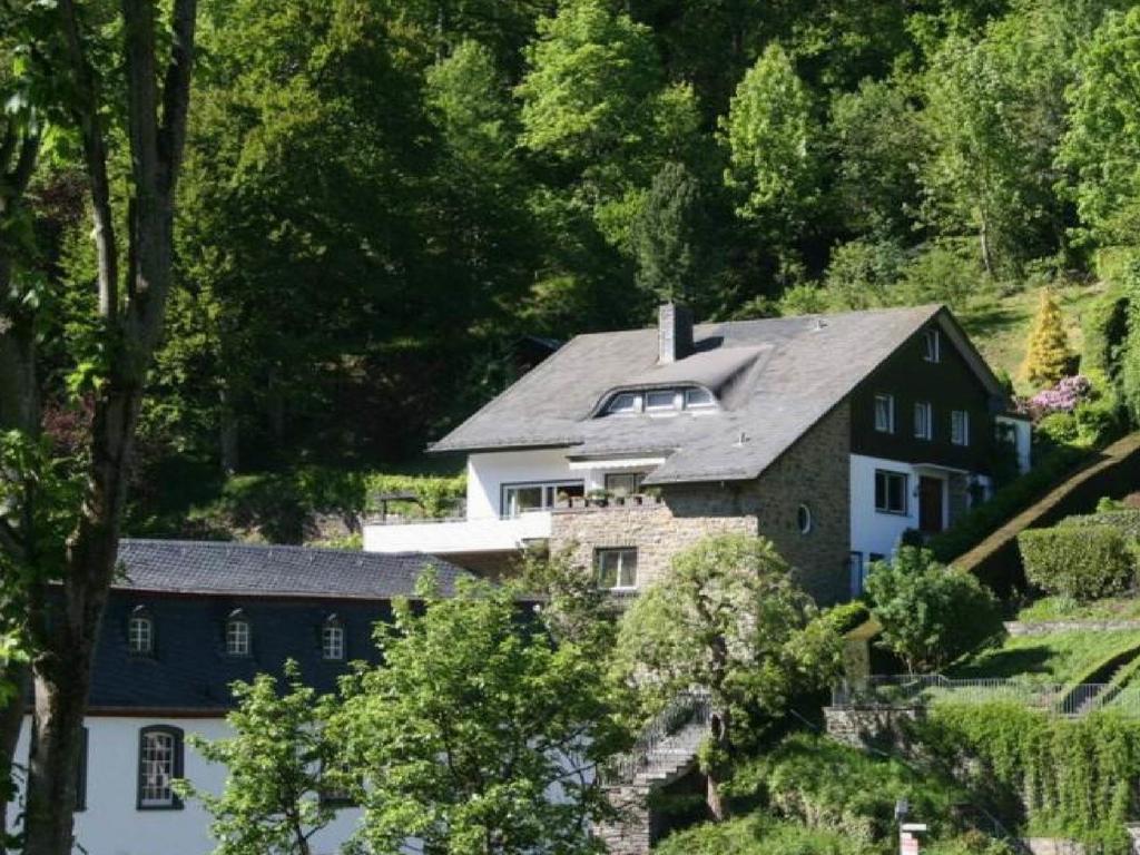 Eleganza Monschau Hotel Екстериор снимка